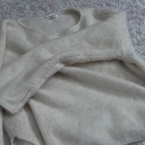 Tomorrowland Womens Small Brushed Cashmere Flared Sleeve Cream Crewneck Sweater - Picture 9 of 9